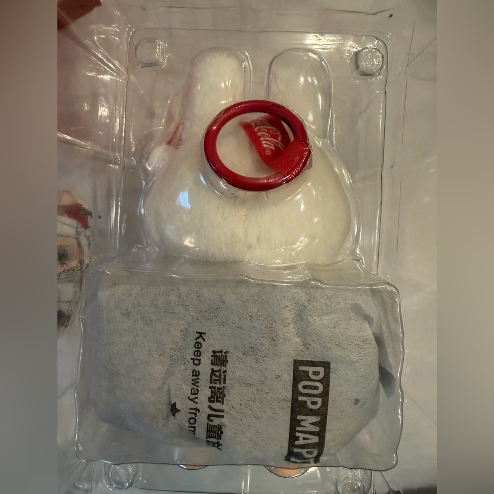 Pop Mart Coca Cola Vinyl Face Plush Pendant “Surprise Shake” - Picture 3 of 7